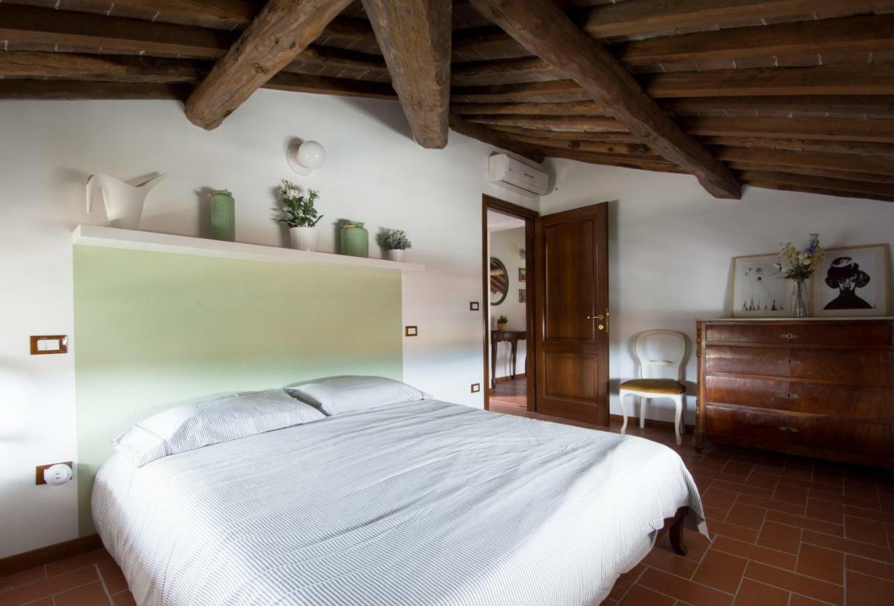 Charme Con Parcheggio Lägenhet Lucca Exteriör bild