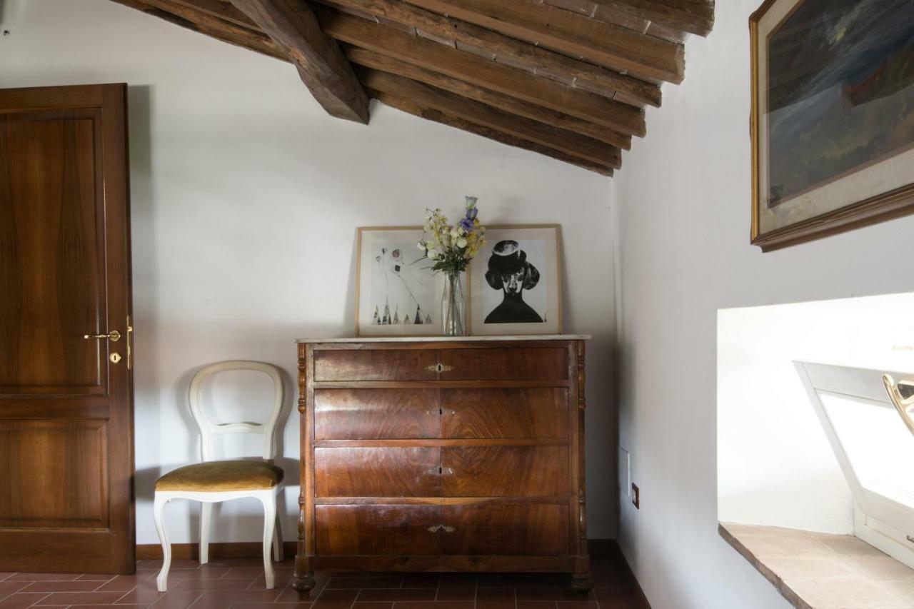 Charme Con Parcheggio Lägenhet Lucca Exteriör bild