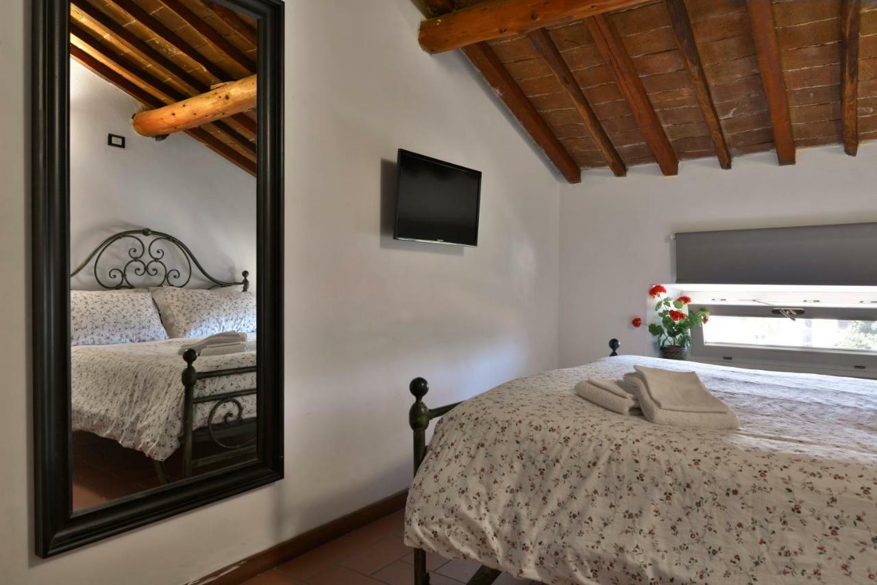 Charme Con Parcheggio Lägenhet Lucca Exteriör bild